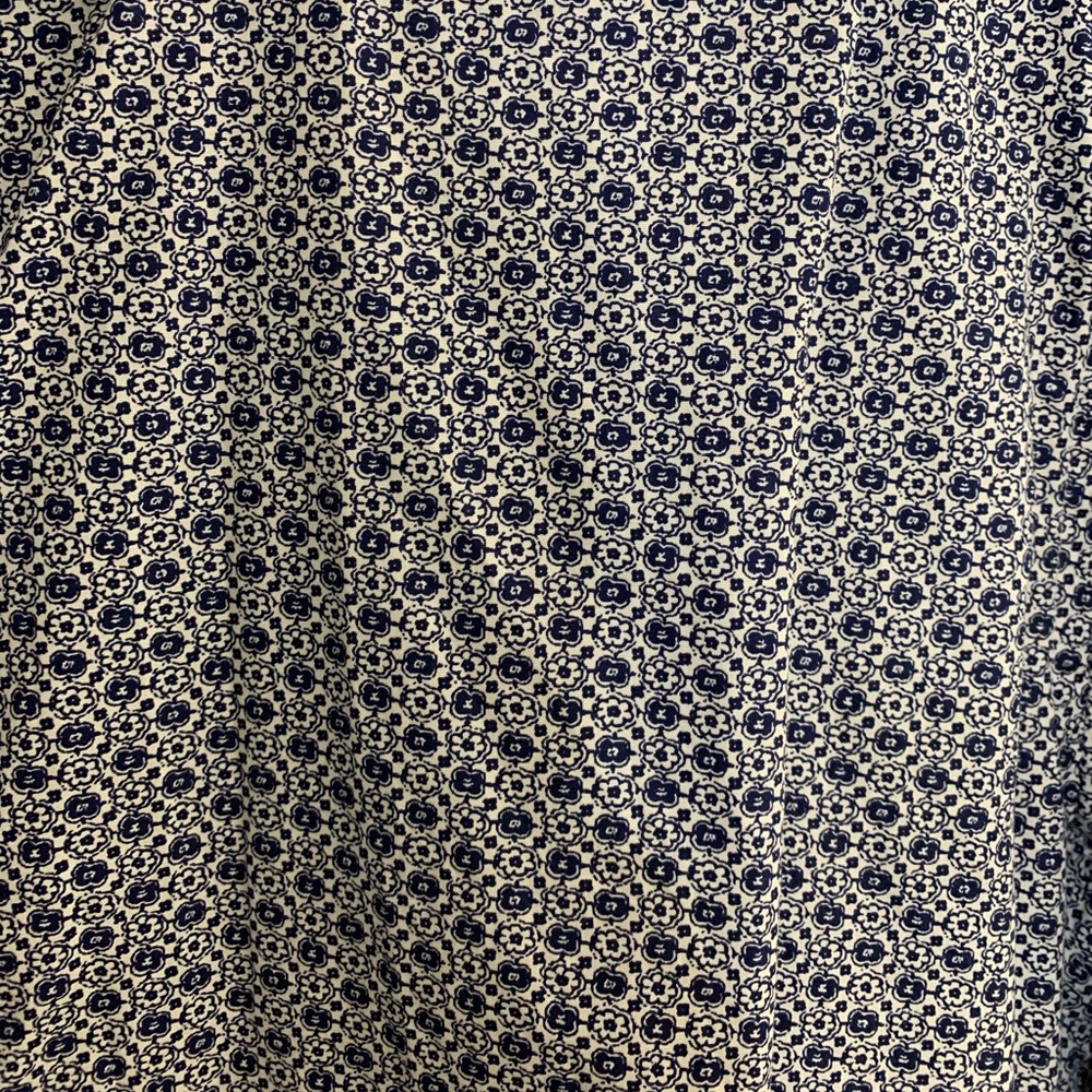 Floral button down - Picture 3 of 6